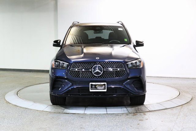 Used 2024 Mercedes-Benz GLE 450 4MATIC w/ AMG Line Exterior image 10