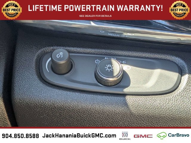 Used 2025 Buick Envista Sport Touring w/ Convenience I Package FWD image 24