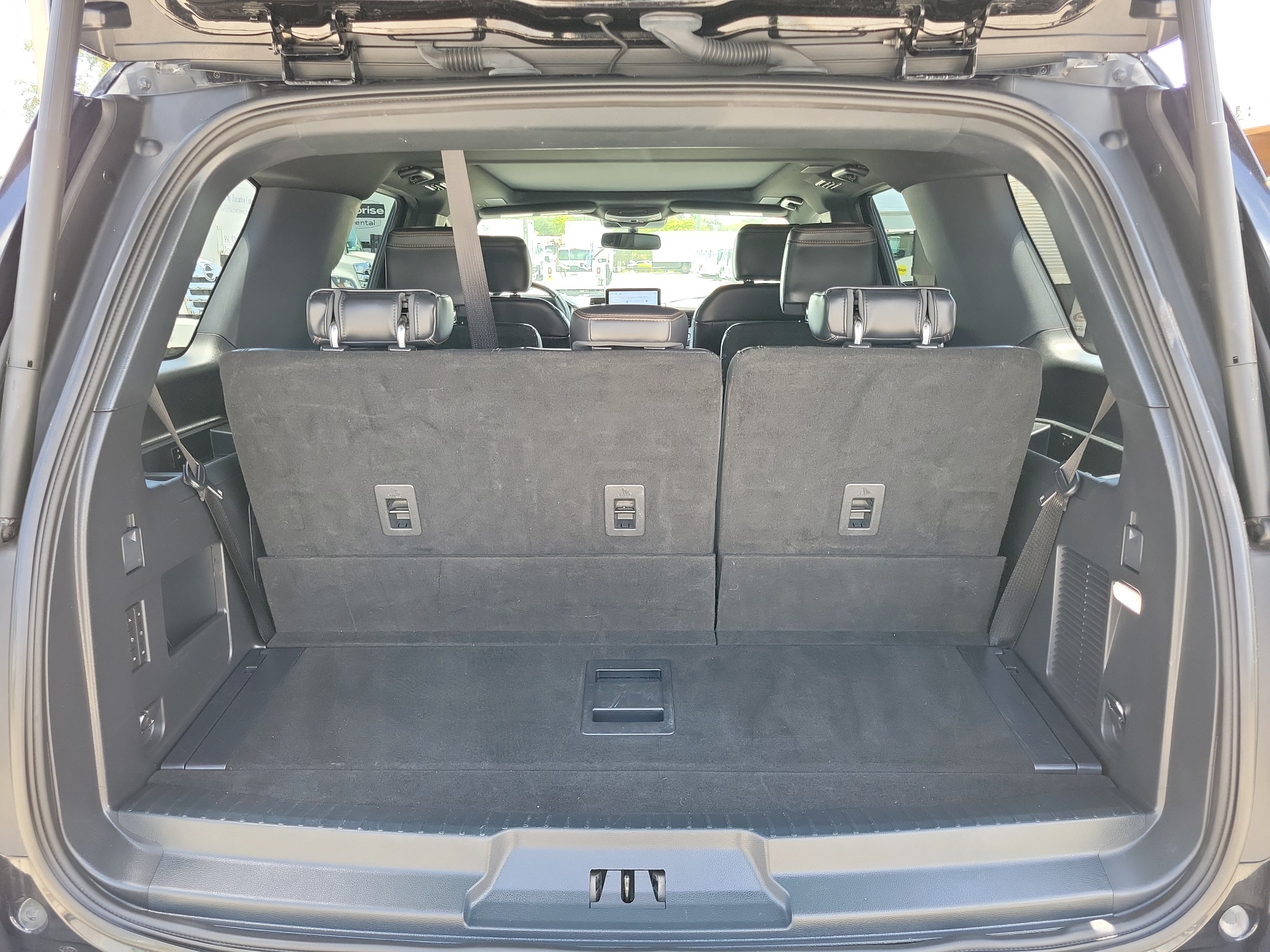 Used 2023 Ford Expedition Platinum AWD/4WD image 12