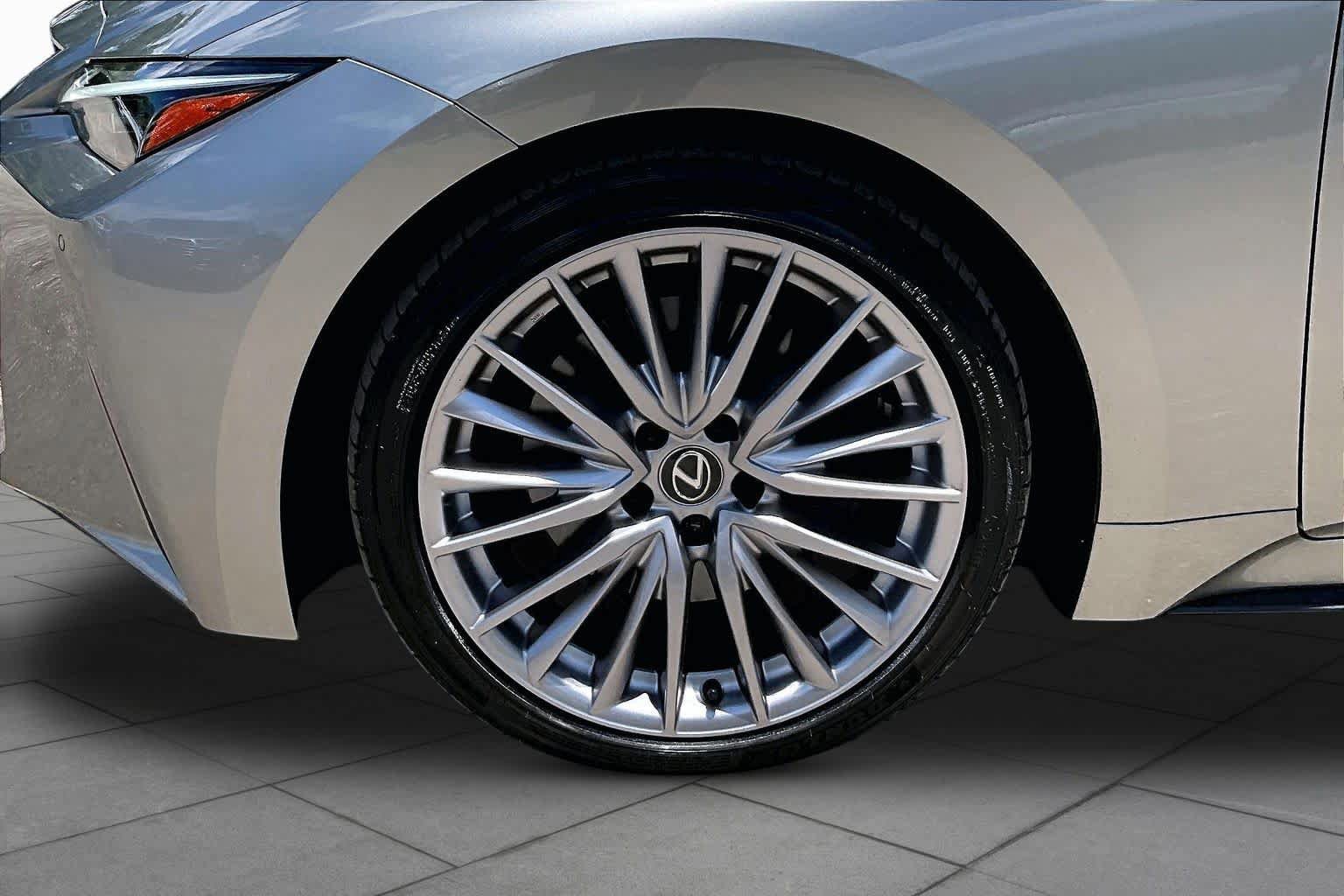 Used 2023 Lexus IS 300 w/ Premium Package RWD image 11