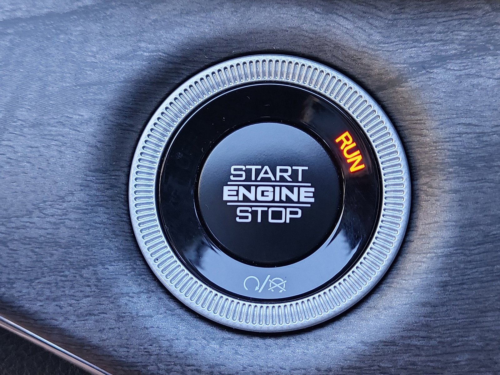 New 2025 Jeep Grand Cherokee L Overland w/ Luxury Tech Group IV image 18