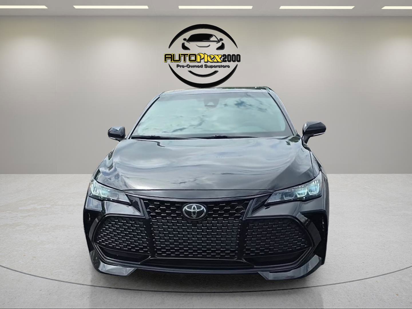 Used 2021 Toyota Avalon TRD FWD image 2