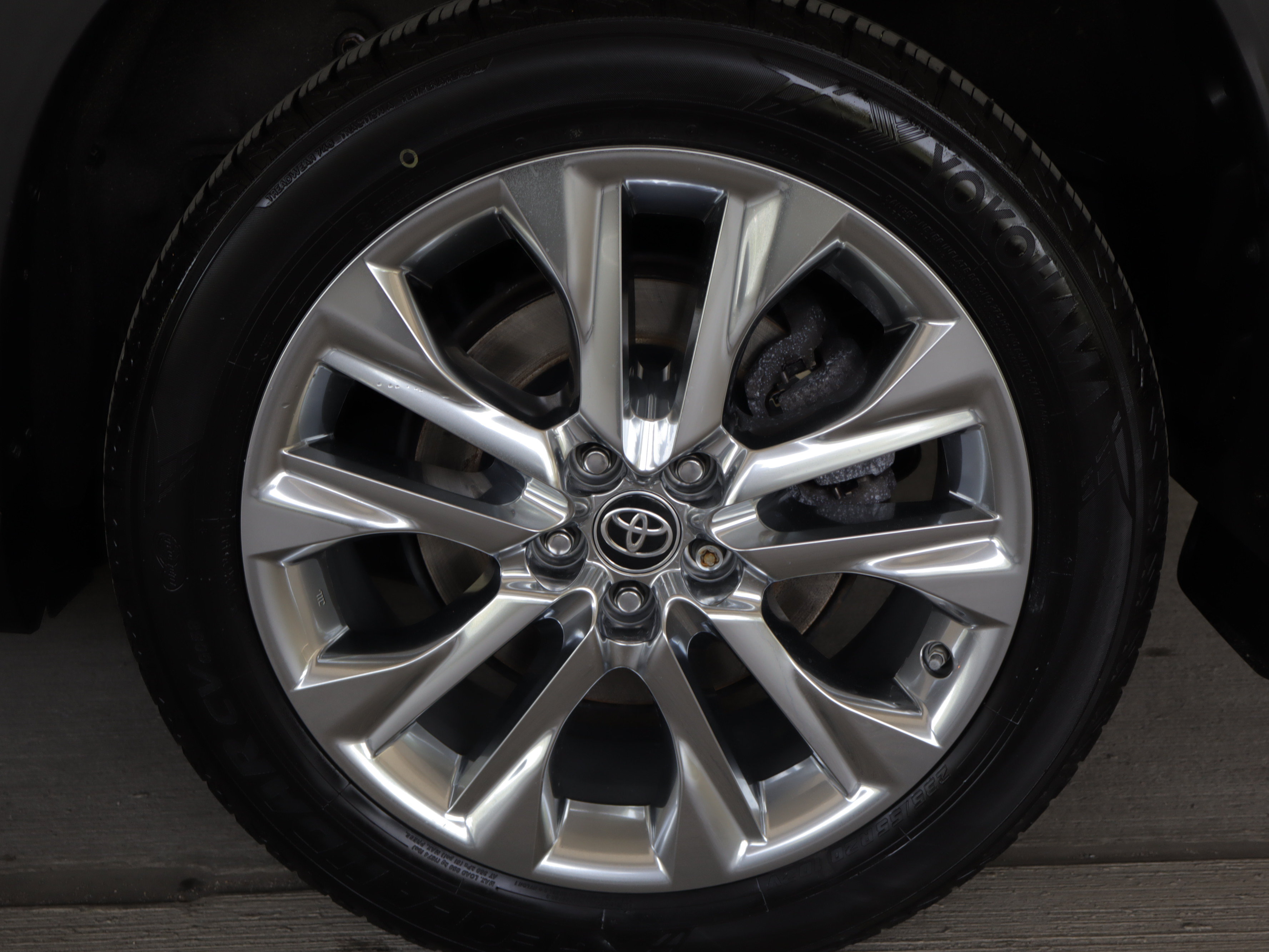Used 2023 Toyota Highlander Limited AWD/4WD image 27