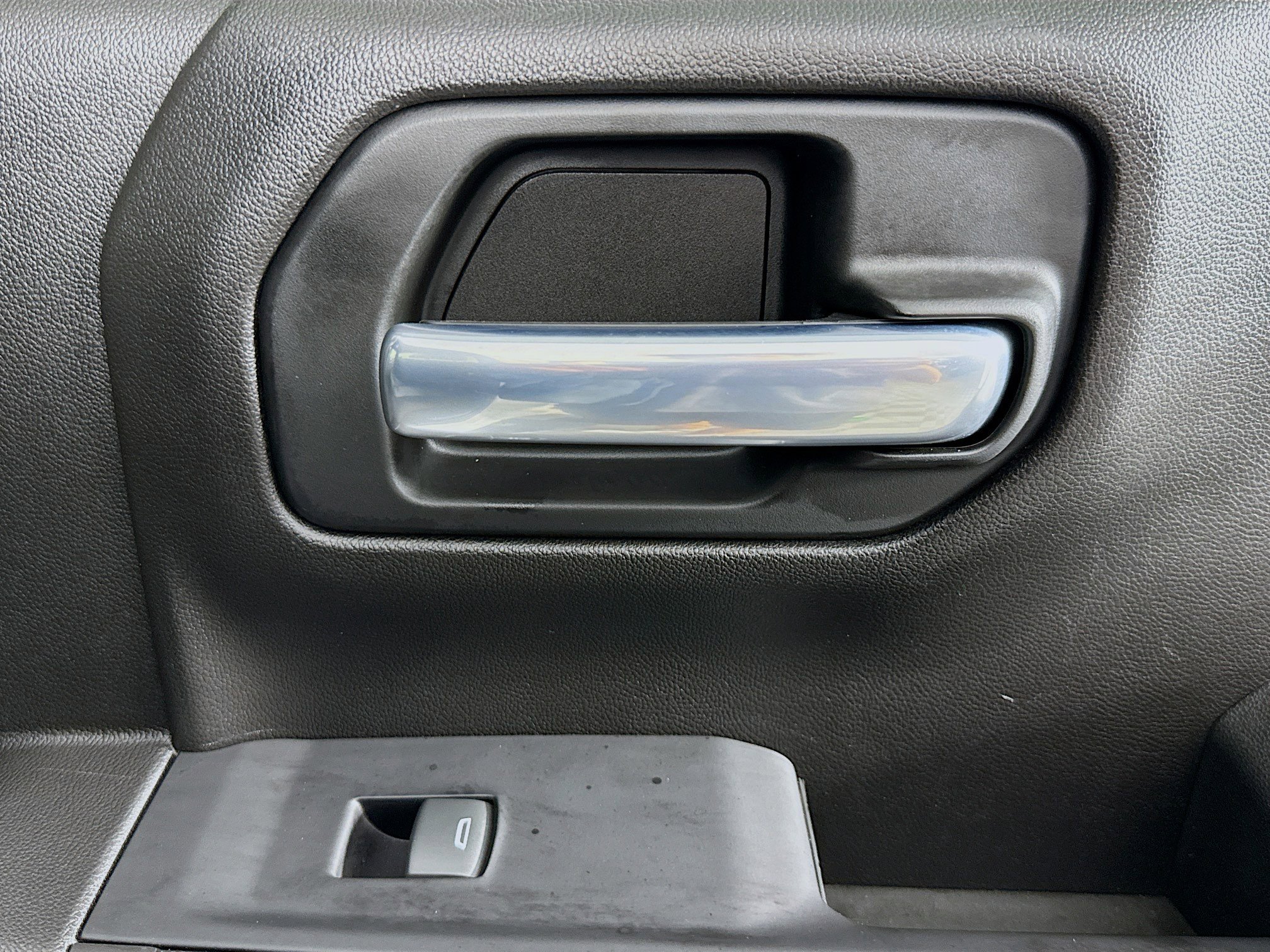 Used 2019 Chevrolet Silverado 1500 Custom Trail Boss image 27