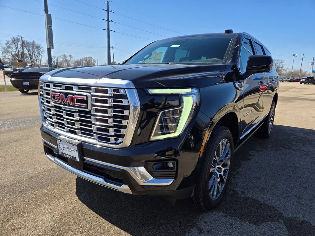 New 2026 GMC Yukon Denali w/ Denali Reserve Package AWD/4WD image 3