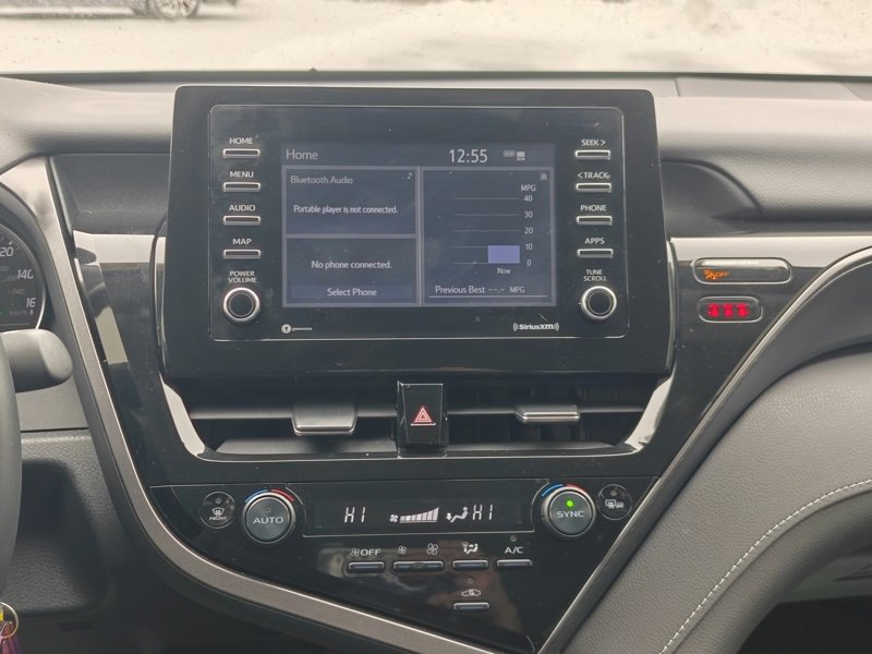 Used 2024 Toyota Camry SE image 24