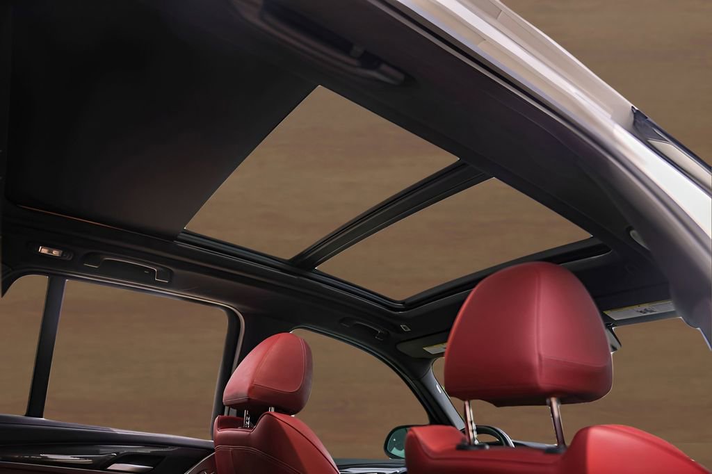 Used 2024 BMW X3 M40i image 34