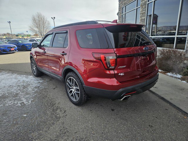 Used 2017 Ford Explorer Sport image 3