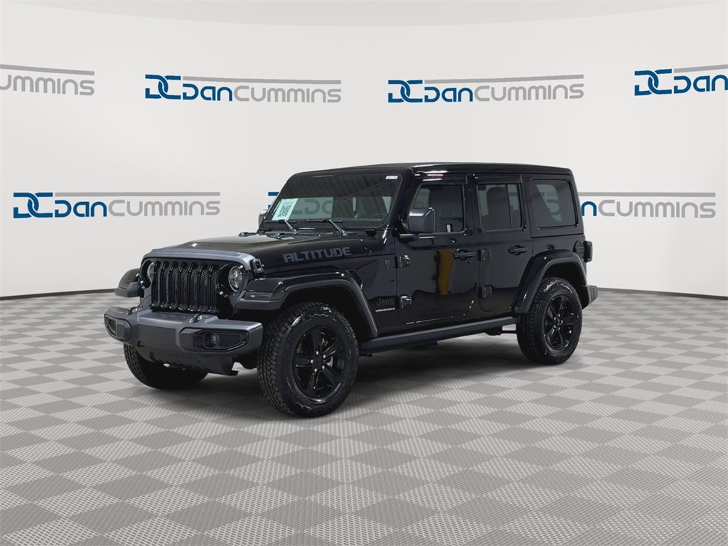 Used 2023 Jeep Wrangler Altitude image 5