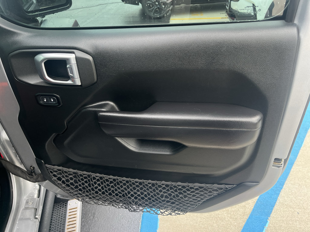 Used 2020 Jeep Wrangler Unlimited Sport S AWD/4WD image 37