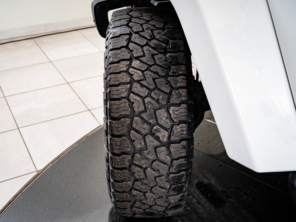 Used 2018 Jeep Wrangler Unlimited Sport image 33