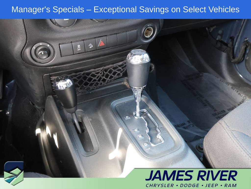 Used 2017 Jeep Wrangler Unlimited Sport w/ Quick Order Package 24S AWD/4WD image 33
