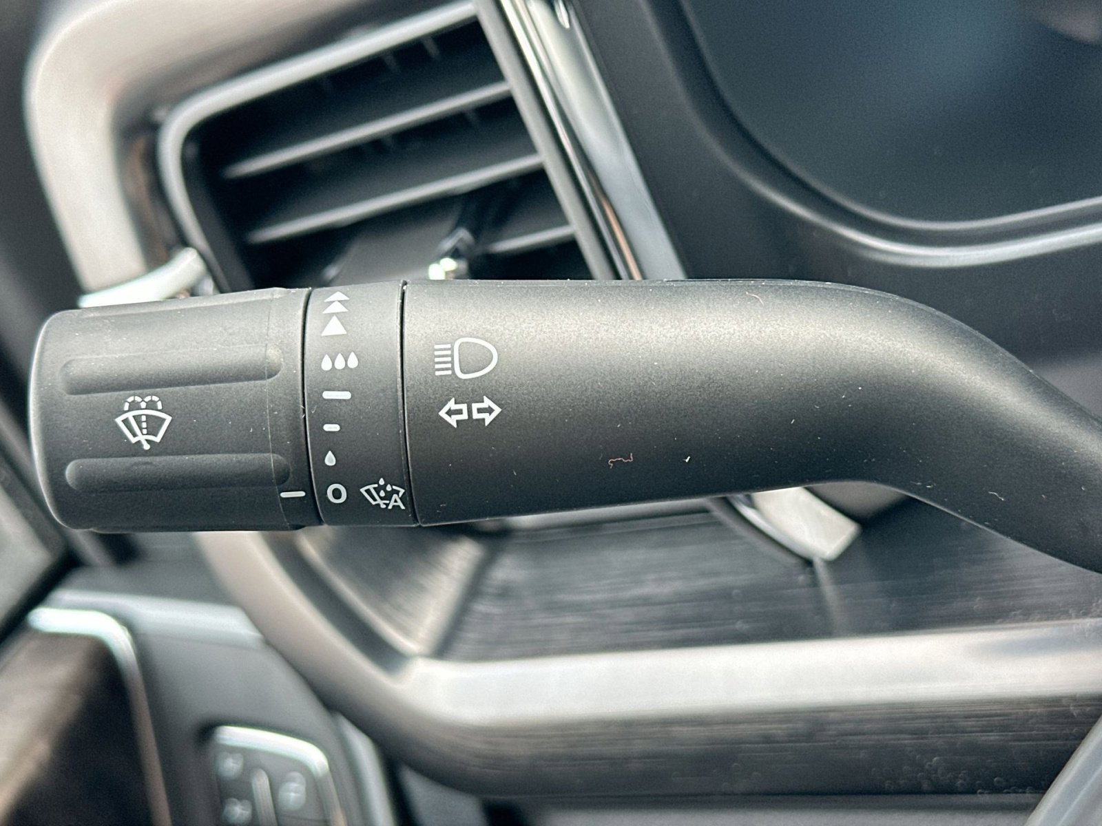 New 2026 Ford F250 Lariat w/ FX4 Off-Road Package image 31