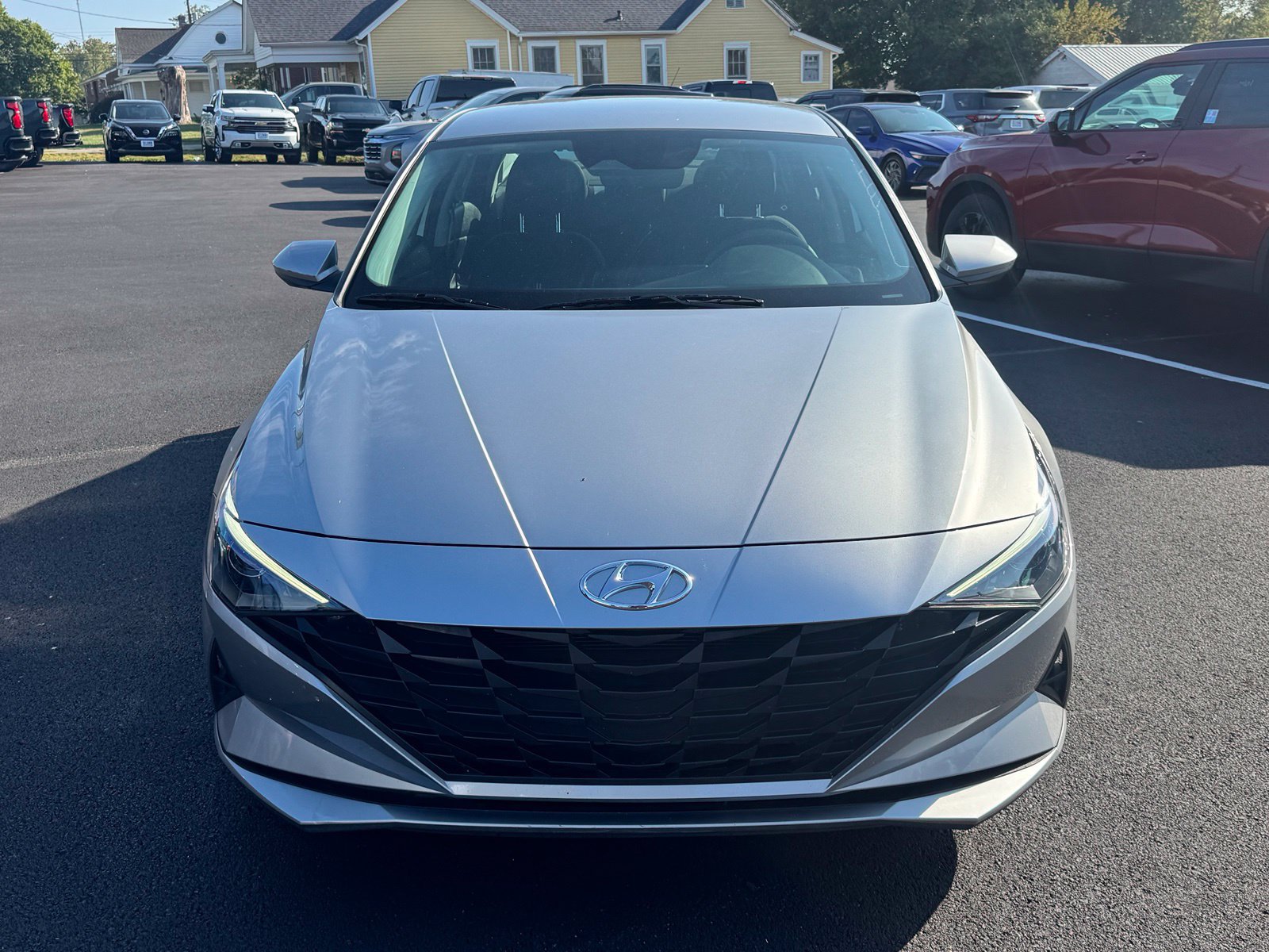 Used 2022 Hyundai Elantra SEL FWD image 9