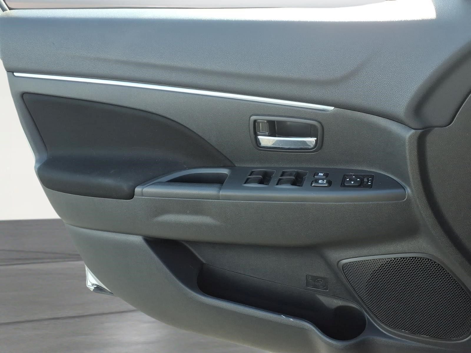 Used 2024 Mitsubishi Outlander Sport AWD image 19