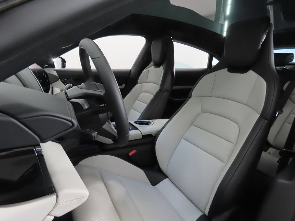 New 2026 Porsche Taycan RWD image 5
