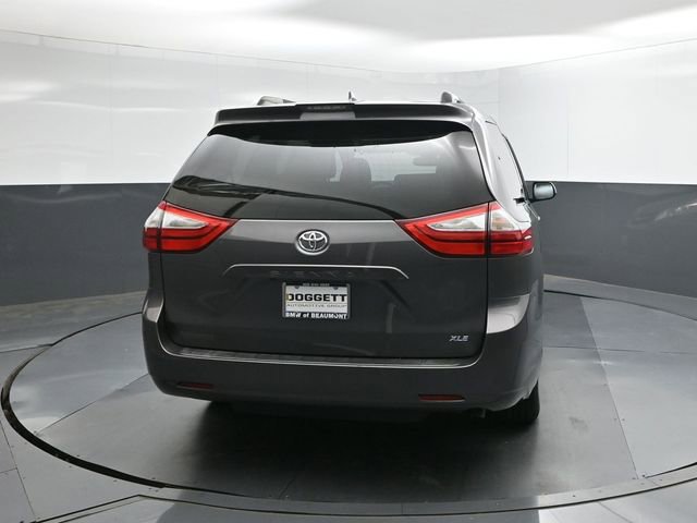 Used 2018 Toyota Sienna XLE FWD image 8