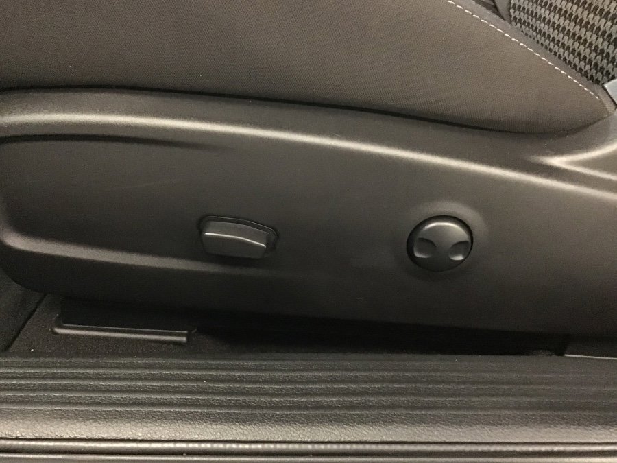 Used 2023 Dodge Challenger R/T w/ Blacktop Package image 24