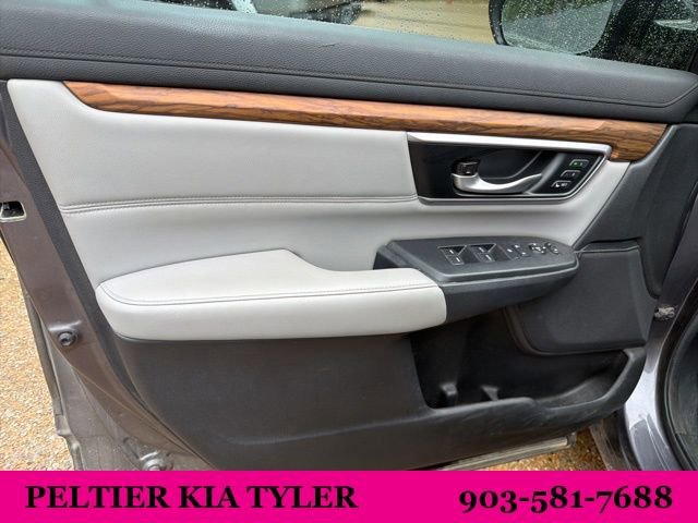 Used 2018 Honda CR-V Touring image 17