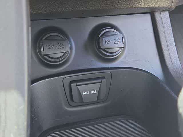 Used 2013 Hyundai Santa Fe Sport 2.0T FWD image 28