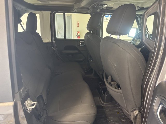 Used 2022 Jeep Wrangler Unlimited Sahara w/ Safety Group image 21
