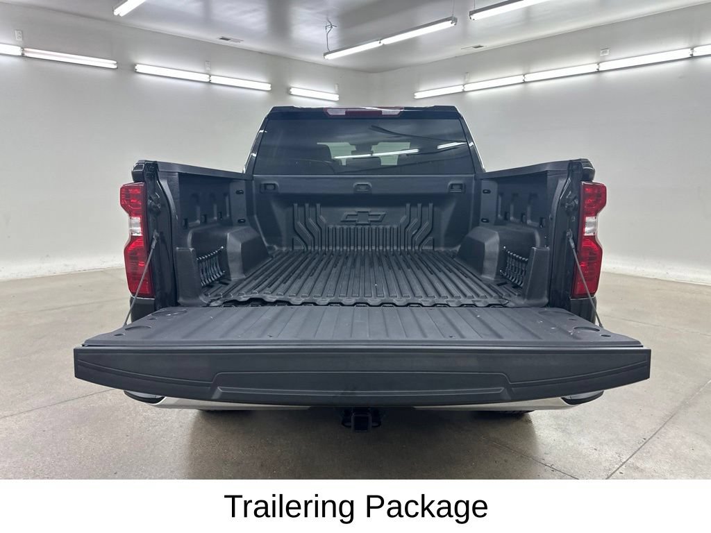 Used 2024 Chevrolet Silverado 1500 LT AWD/4WD image 18