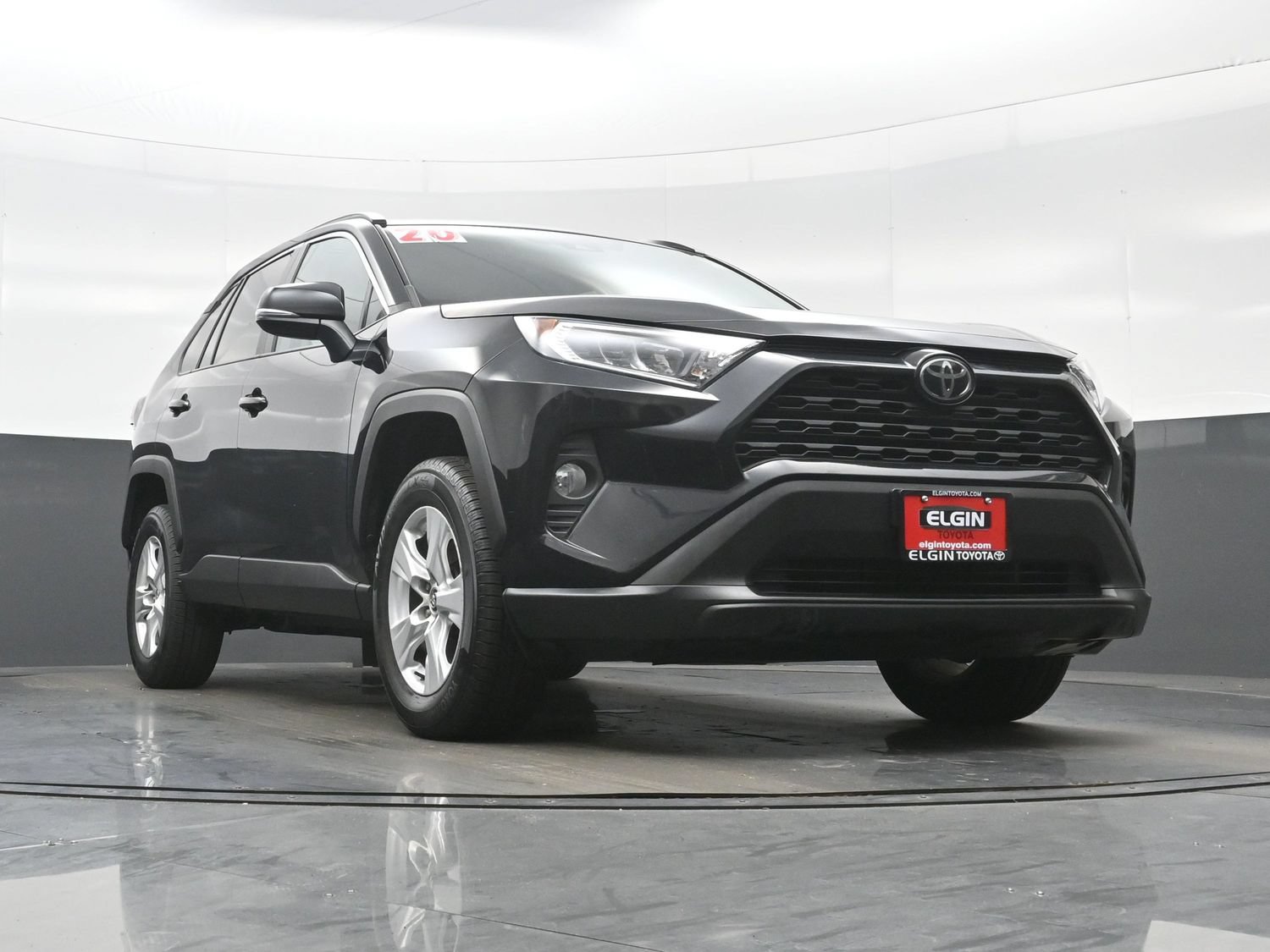 Used 2020 Toyota RAV4 XLE AWD/4WD image 25