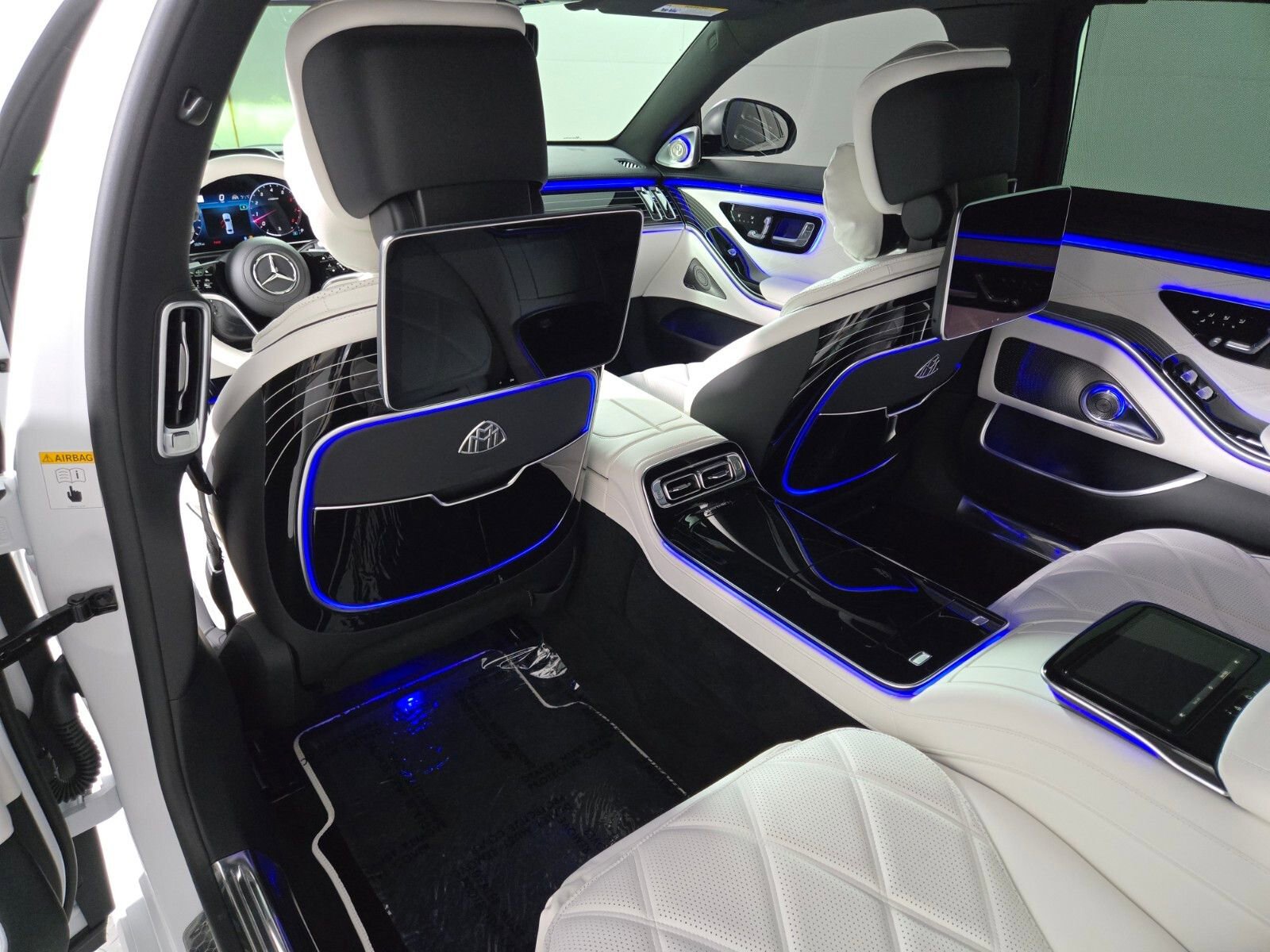 Used 2026 Mercedes-Benz Maybach S 680 4MATIC image 14