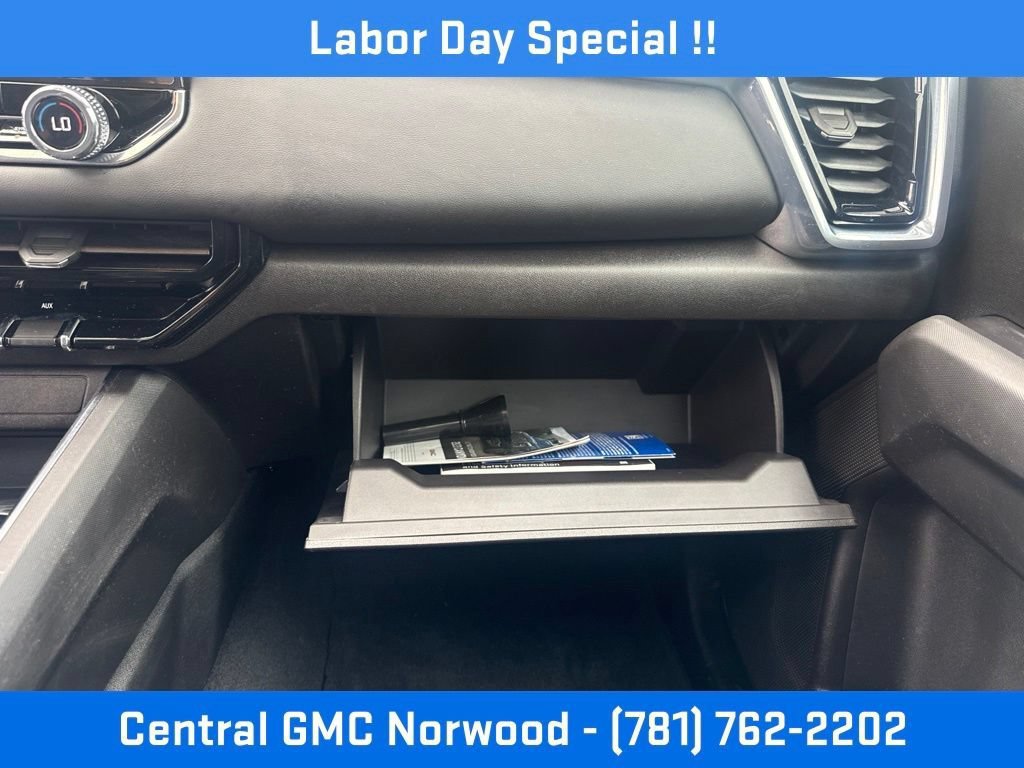 Used 2023 GMC Canyon Elevation w/ Elevation Premium Package AWD/4WD image 21