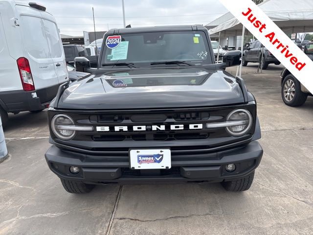 Used 2024 Ford Bronco Outer Banks AWD/4WD image 3
