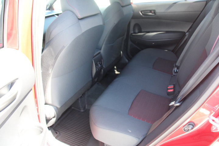 Used 2025 Toyota Corolla Cross AWD Hybrid w/ Moonroof Package image 13