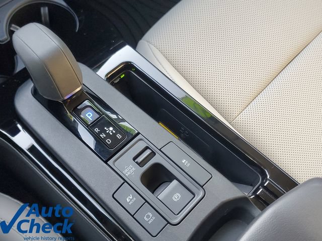 Used 2023 Toyota Prius XLE FWD image 27