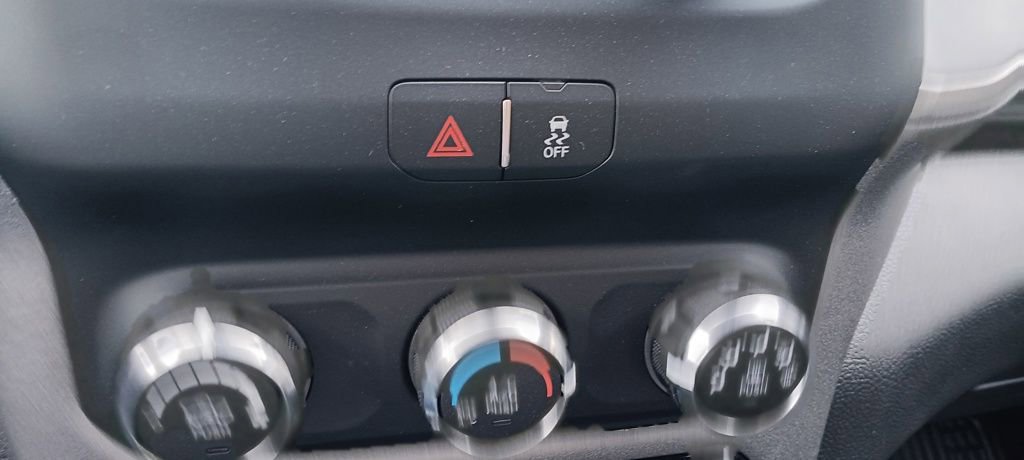New 2024 RAM 5500 Tradesman AWD/4WD image 21