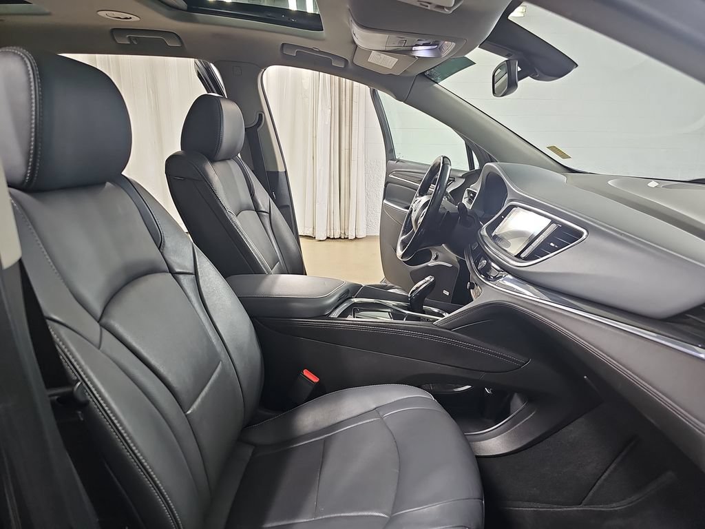 Used 2020 Buick Enclave Premium w/ Sun and Sites Package AWD/4WD image 13