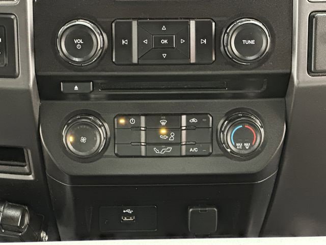 Used 2017 Ford F150 XLT image 11