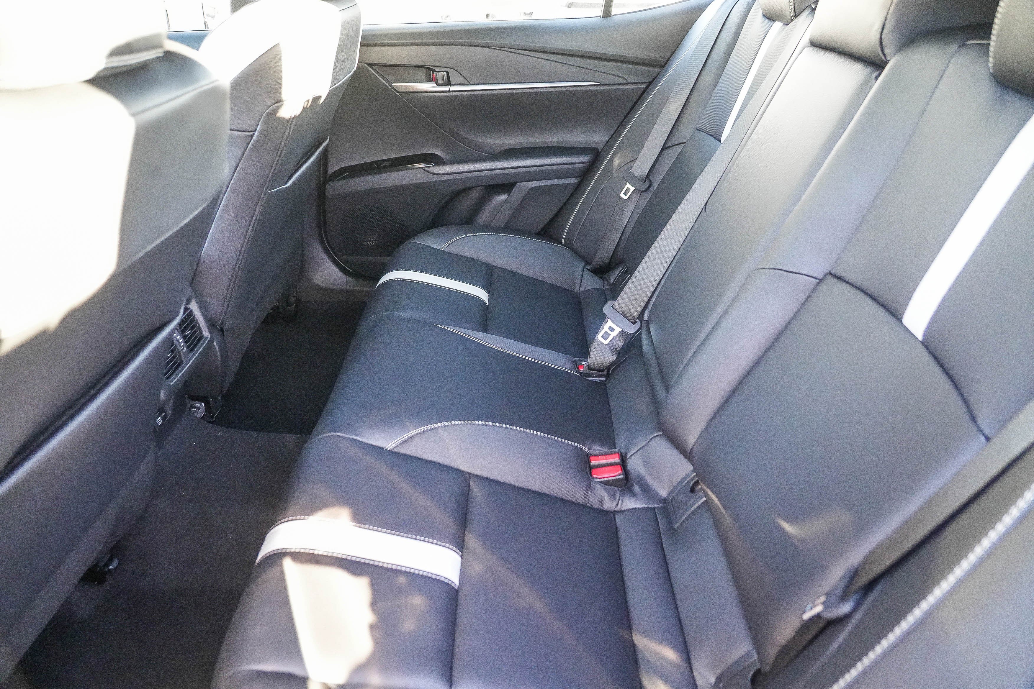 New 2026 Toyota Camry SE w/ Convenience Package FWD image 22