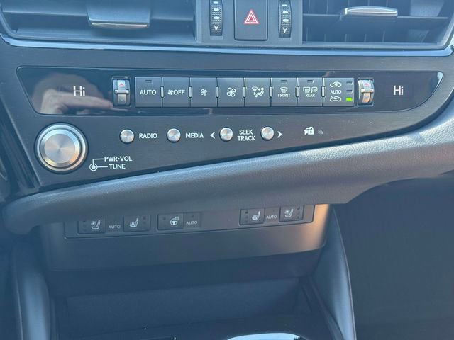 Certified 2023 Lexus ES 350 w/ Premium Package image 36