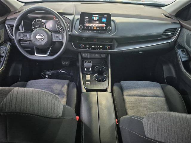Certified 2023 Nissan Rogue SV FWD image 17