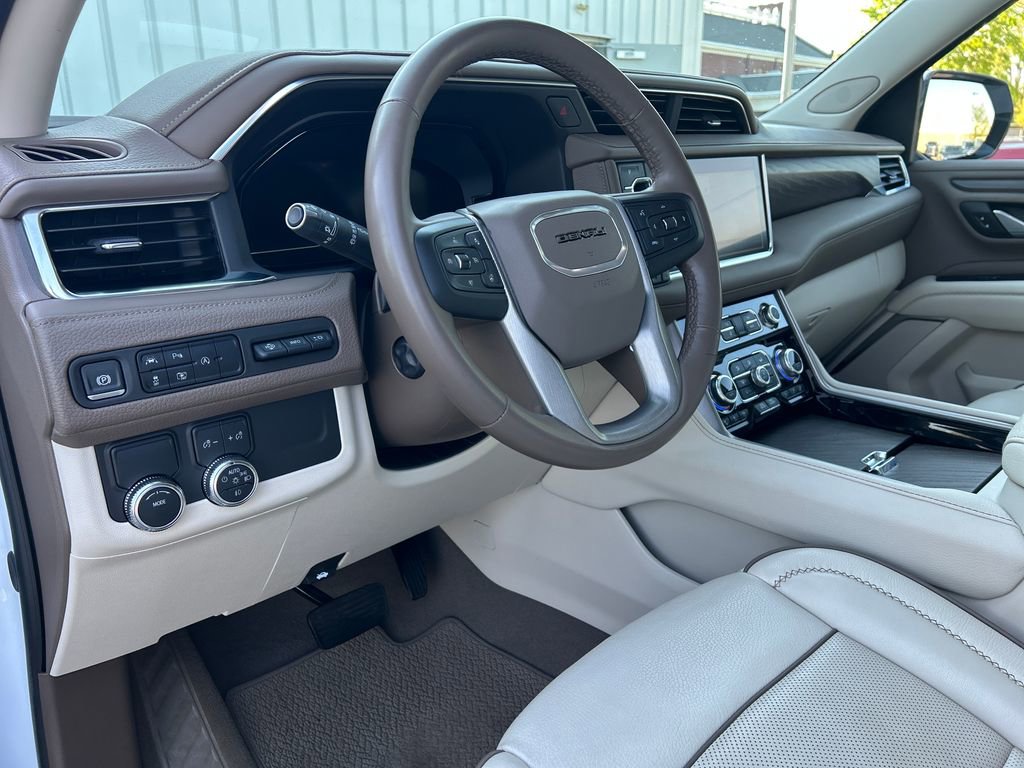 Certified 2024 GMC Yukon XL Denali image 12