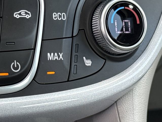 Used 2017 Chevrolet Volt LT w/ Comfort Package image 30