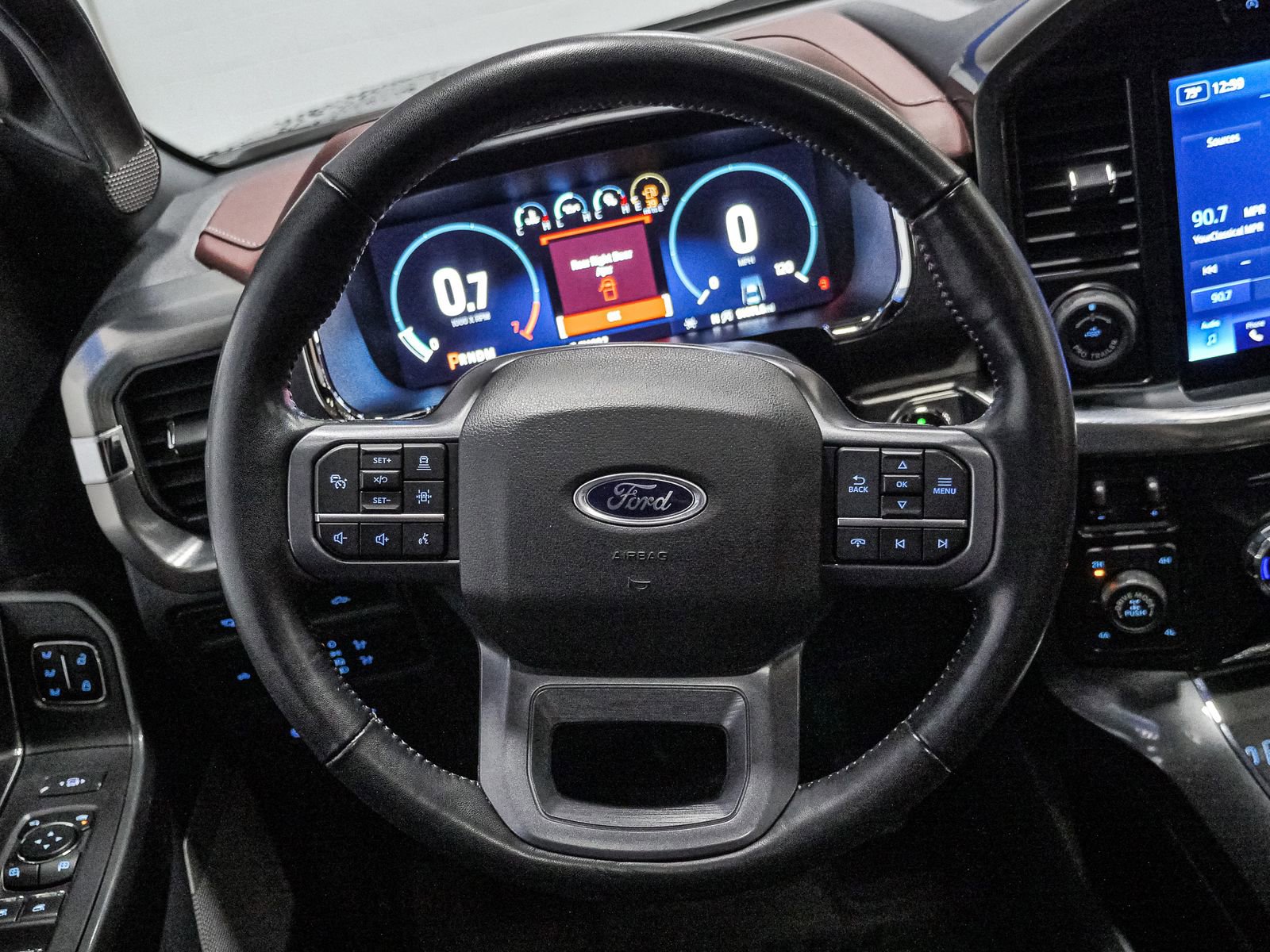 Certified 2023 Ford F150 Lariat w/ Equipment Group 502A High image 33