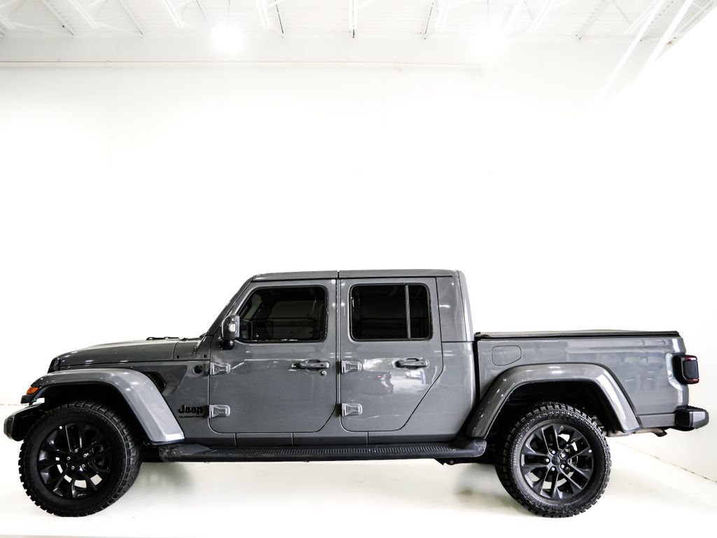 Certified 2023 Jeep Gladiator Overland AWD/4WD image 5