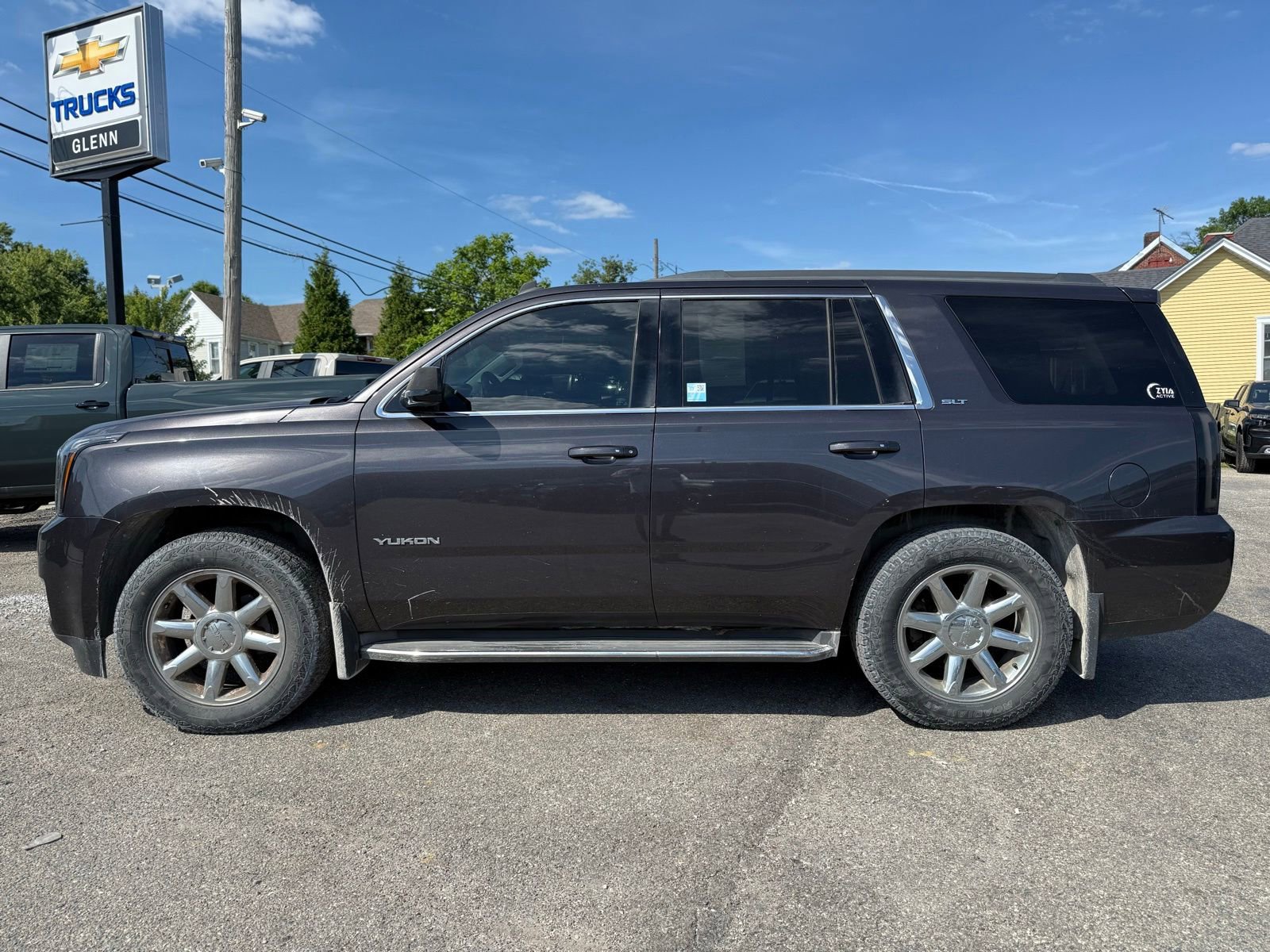 Used 2015 GMC Yukon SLT w/ Open Road Package AWD/4WD image 3