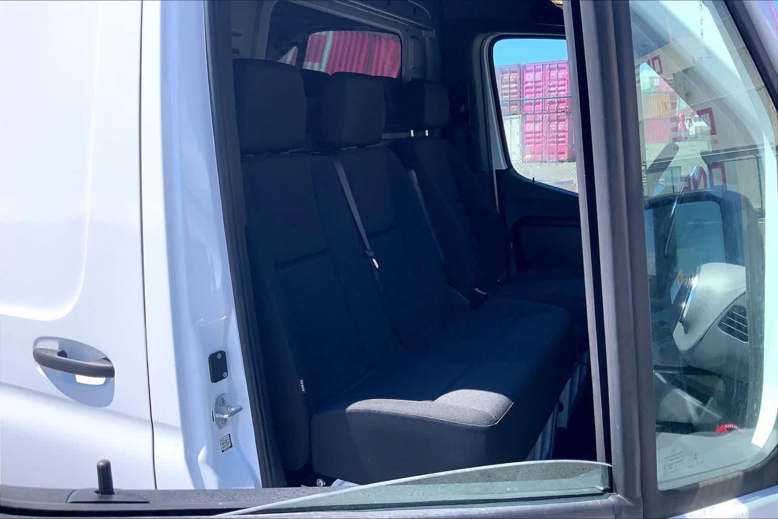 New 2026 Mercedes-Benz Sprinter 2500 image 2