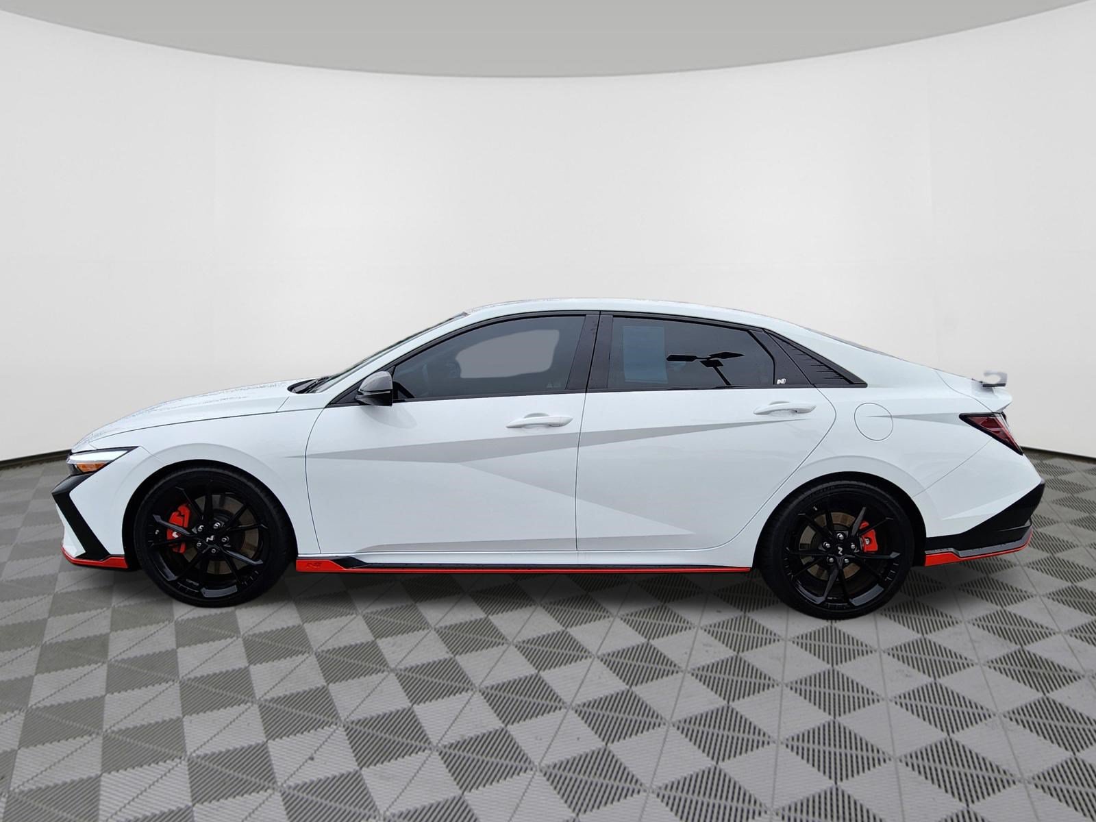 Used 2025 Hyundai Elantra N FWD image 5