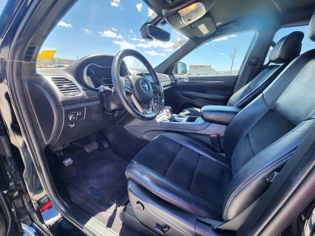 Used 2017 Jeep Grand Cherokee Altitude RWD image 11