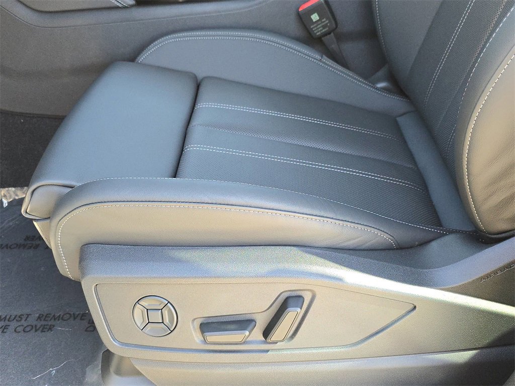 New 2025 Audi Q5 Premium Plus image 17