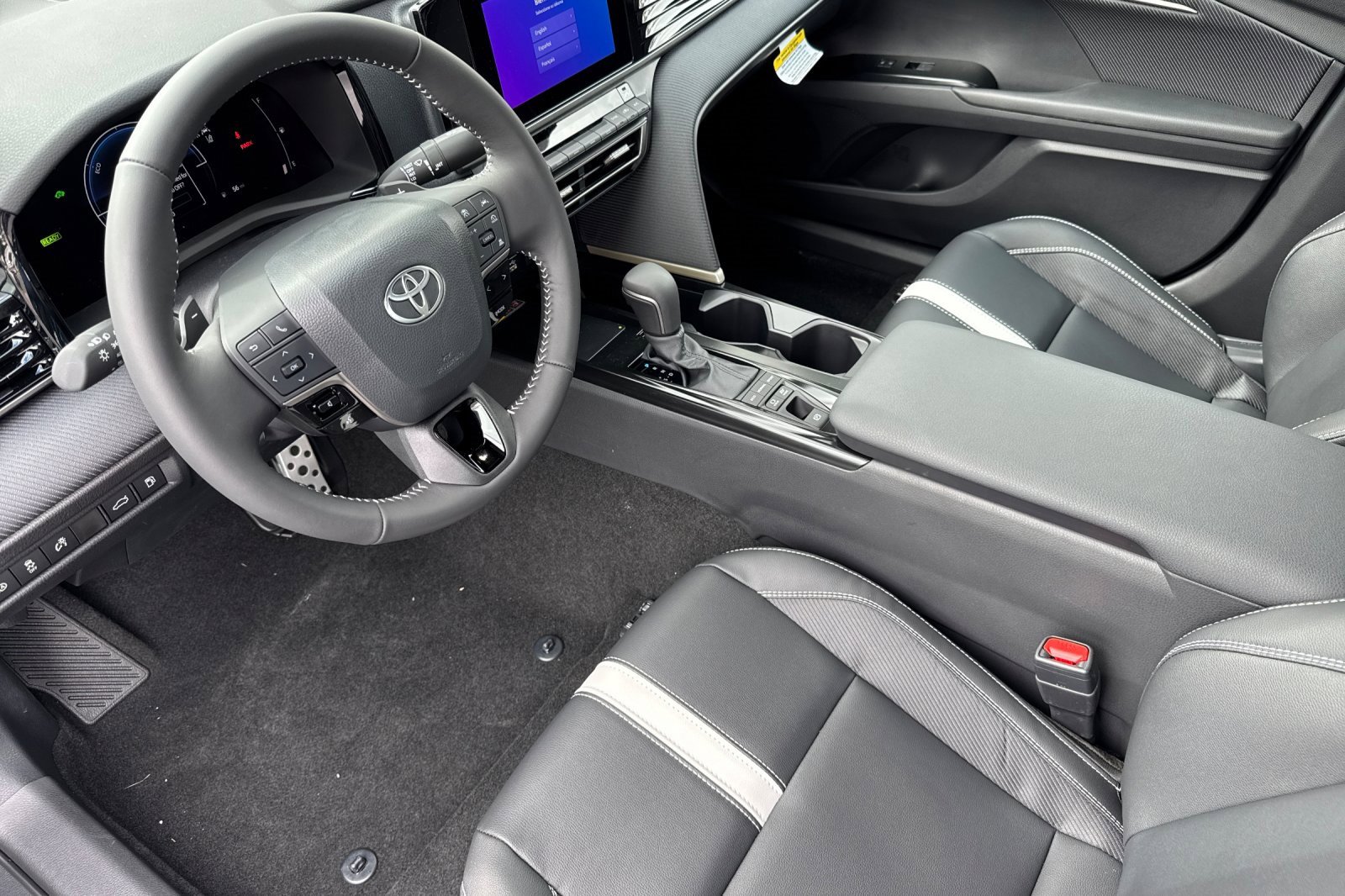 New 2026 Toyota Camry SE image 12