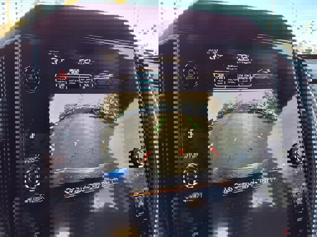 Certified 2025 Subaru Crosstrek 2.0i Premium image 4