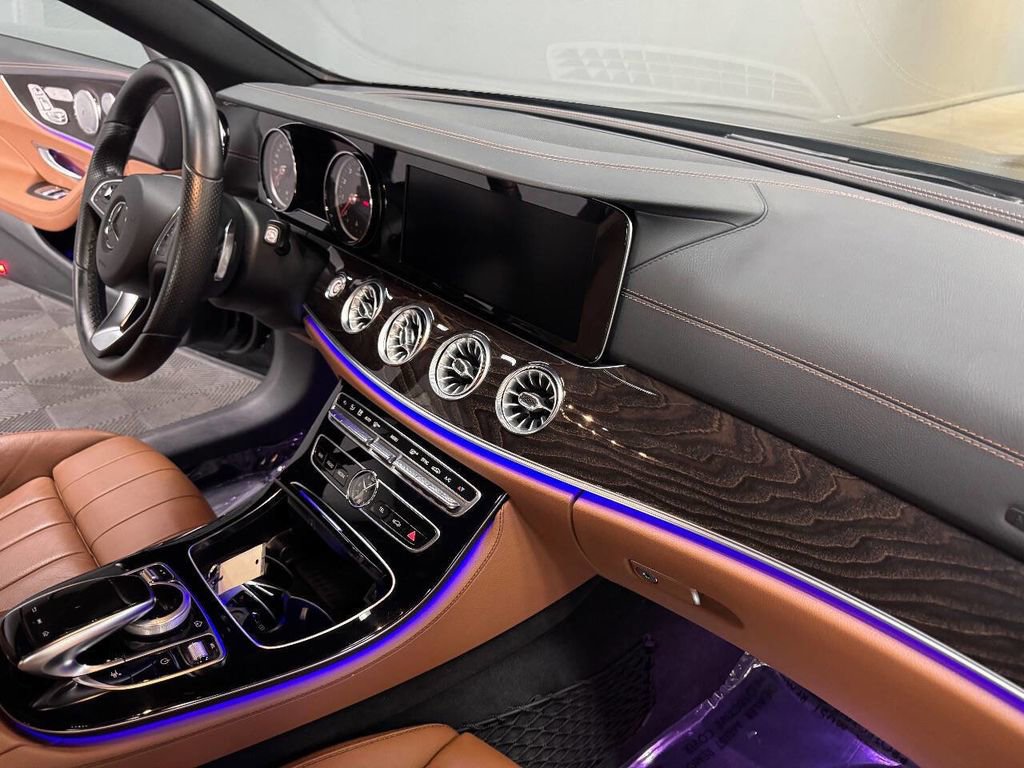Used 2018 Mercedes-Benz E 400 E 400 image 44